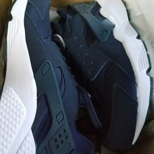 Meet your Posher, Isaac